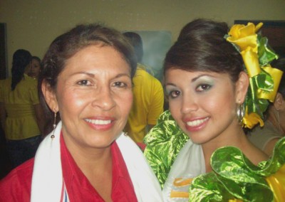 Lorena mit ihrer Mutter